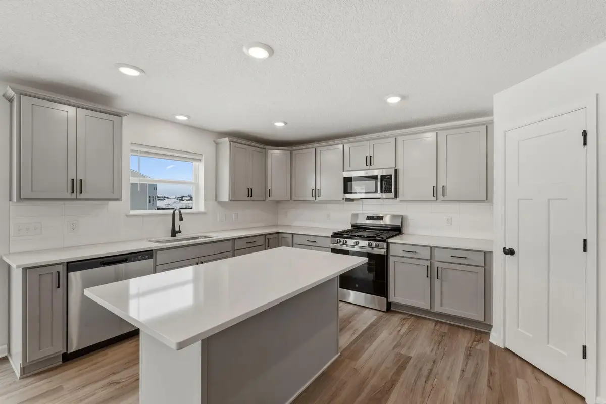 11610 16th Circle Ne, Saint Michael, MN 55376 - #1