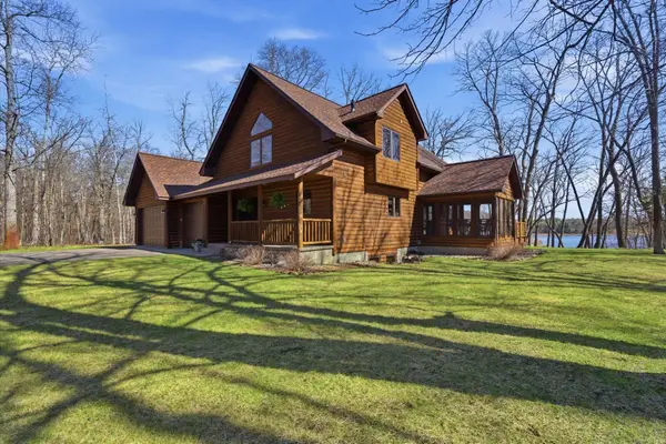 9540 Lake Douglas Way, Pequot Lakes, MN 56472