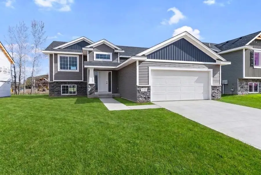 720 Margaret Lane Ne, Isanti, MN 55040 - #2