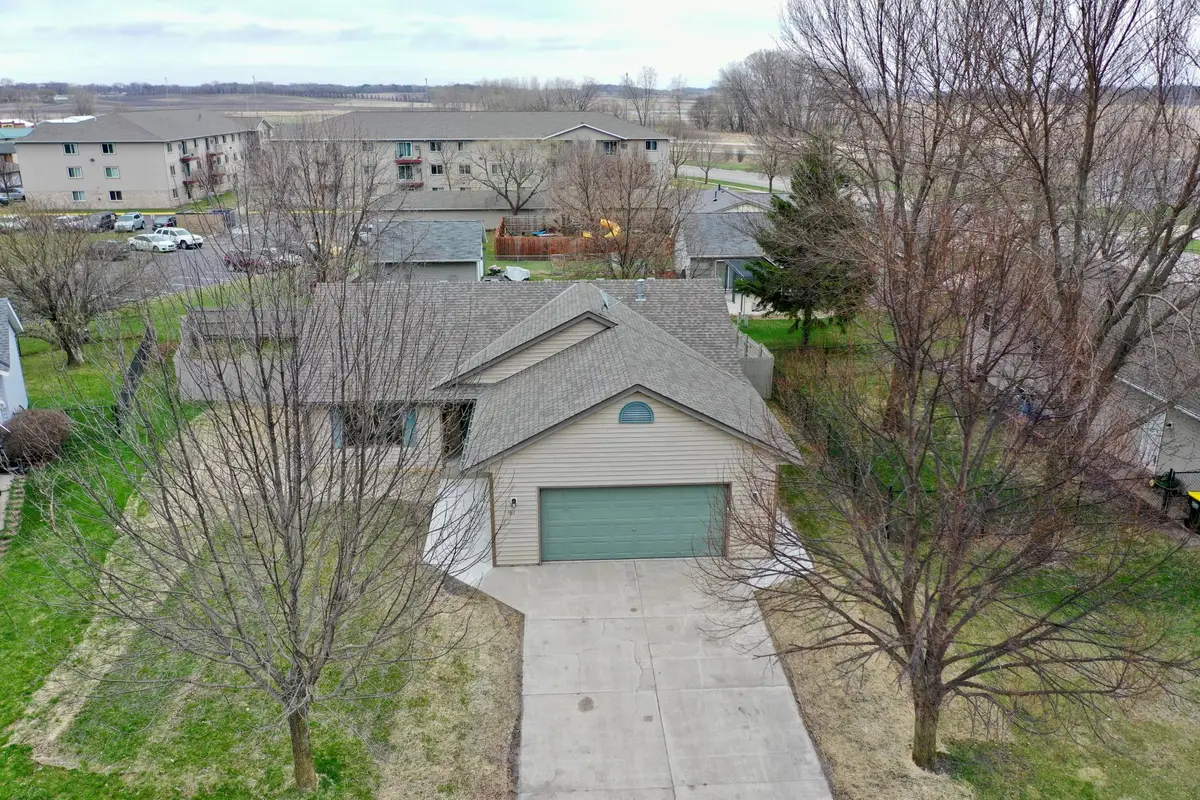 1811 13th Street Se, Willmar, MN 56201 - #1