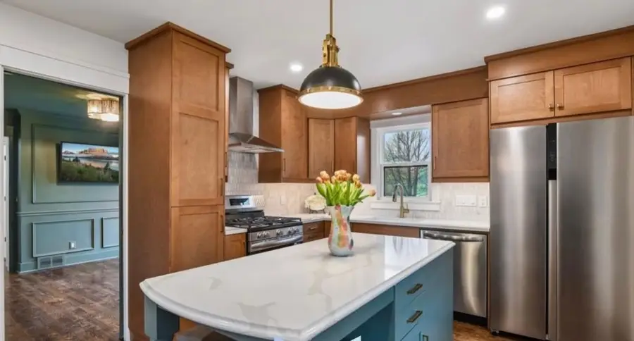 4625 Valley View Road, Edina, MN 55424 - #2