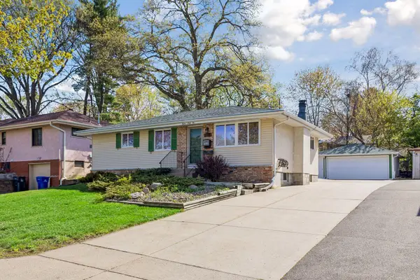 1262 Etna Street, Saint Paul, MN 55106