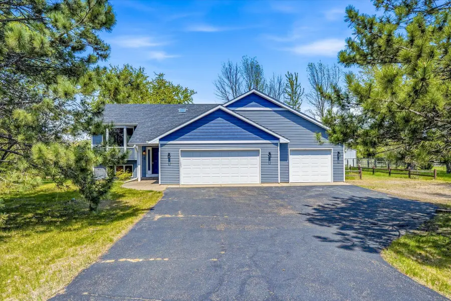 3961 224th Avenue Nw, Oak Grove, MN 55303 - #2