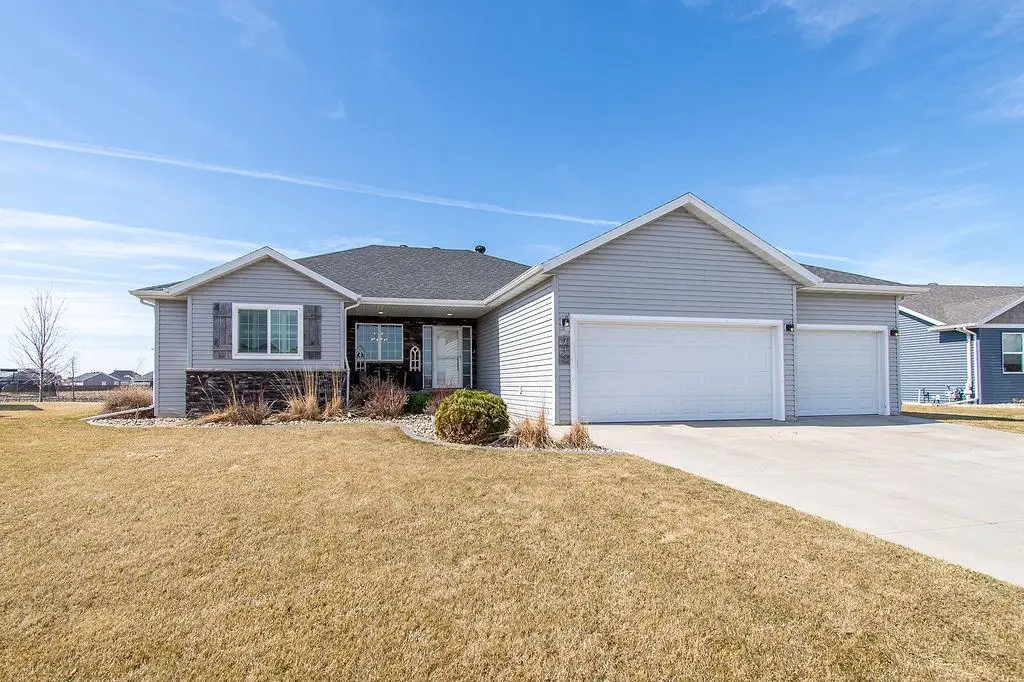 713 48th Avenue W, West Fargo, ND 58078 - #1