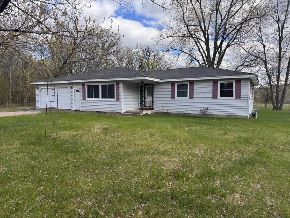 2400 208th Lane Nw, Oak Grove, MN 55011 - #1