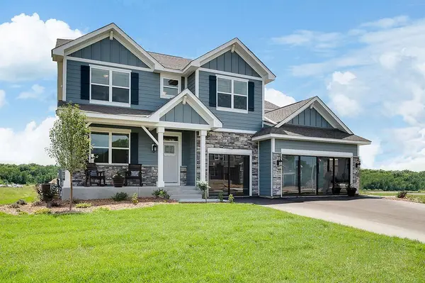 4901 Blake Way, Woodbury, MN 55129