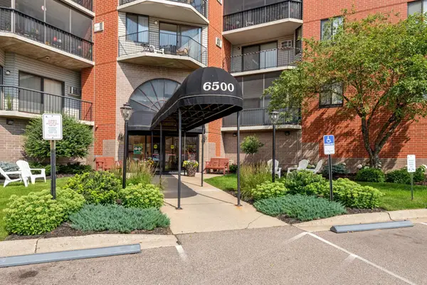6500 Woodlake Drive #710, Minneapolis, MN 55423
