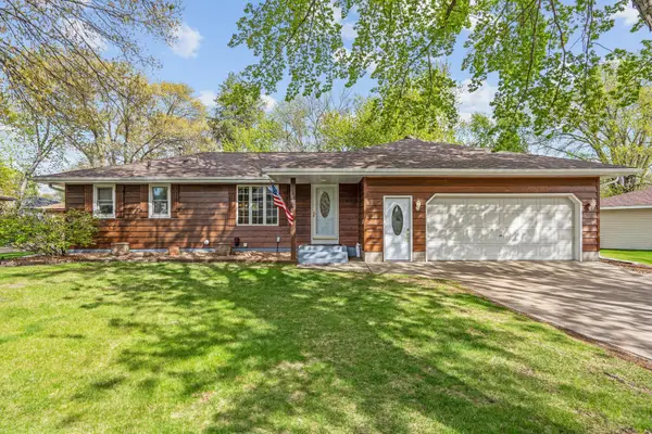 10621 Washington Boulevard Ne, Minneapolis, MN 55434