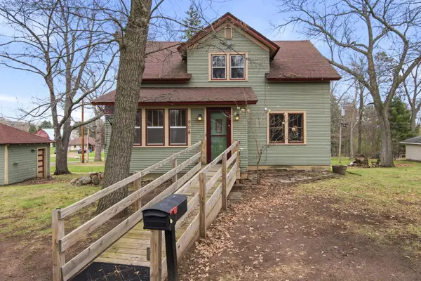 908 Franklin Street, Spooner, WI 54801
