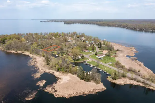 1445 White Cloud Drive S, Isle, MN 56342