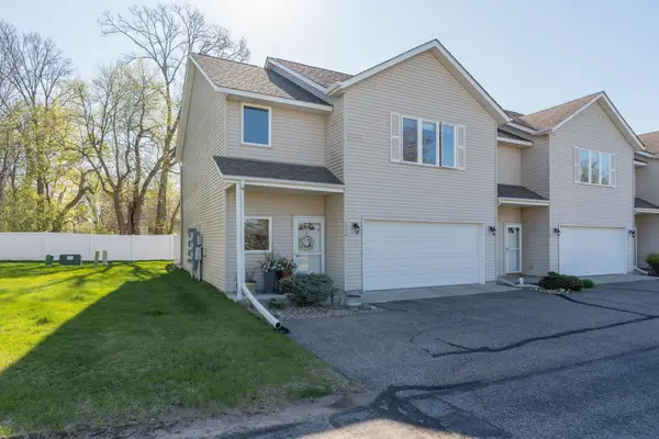 2110 Willow Trail, North Mankato, MN 56003