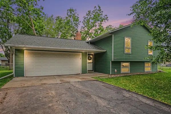 10656 104th Place N, Maple Grove, MN 55369