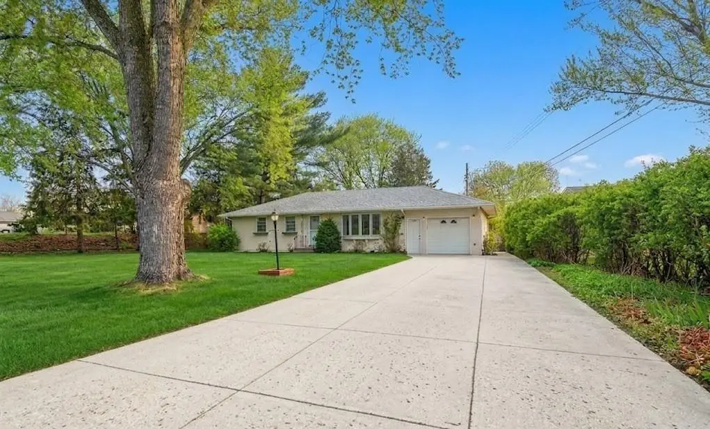 1845 City Heights Drive, Maplewood, MN 55117 - #1
