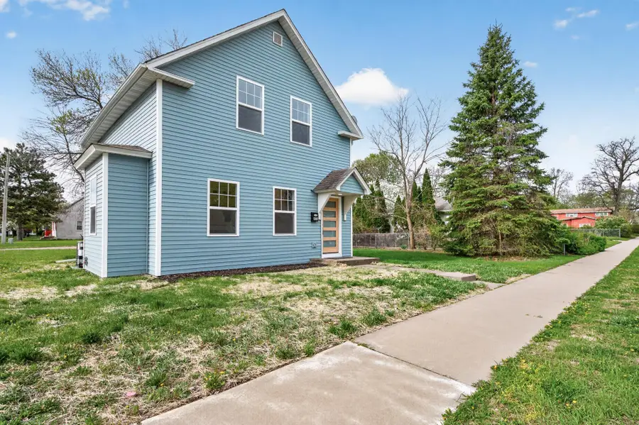 656 Madison Street, Anoka, MN 55303 - #3