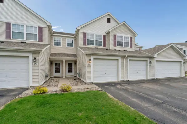 668 Cobblestone Way, Shakopee, MN 55379