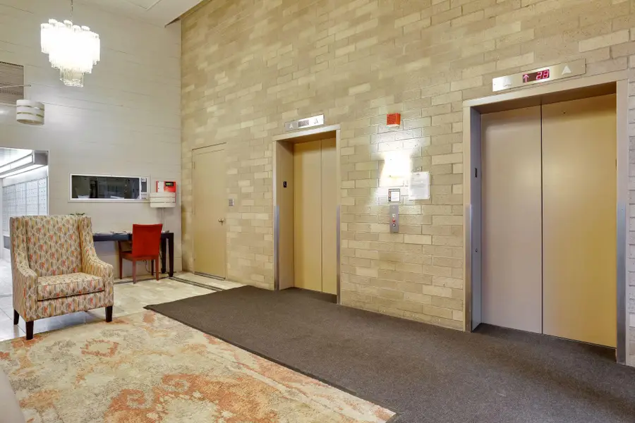 66 9th Street E #2615, Saint Paul, MN 55101 - #3