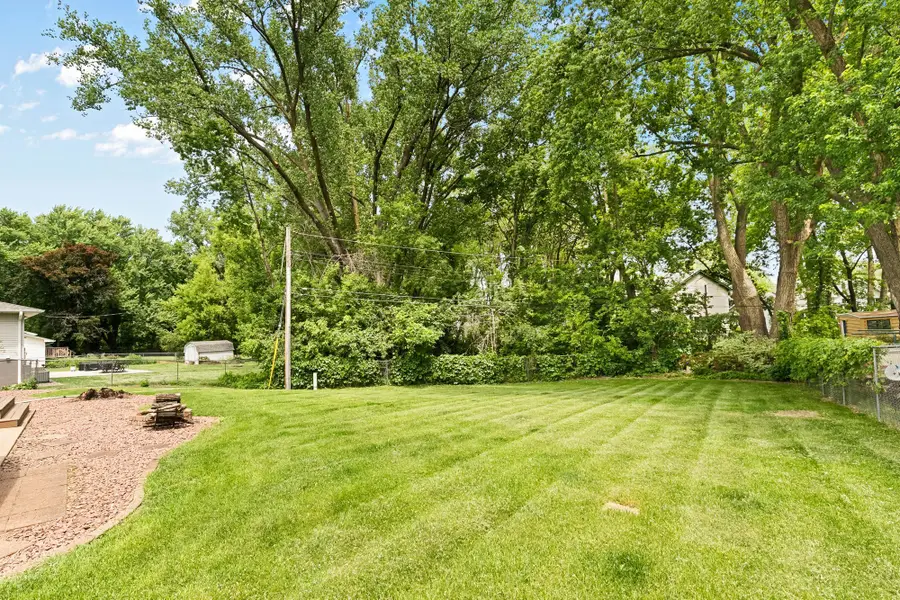 1953 Lakeaires Boulevard, Saint Paul, MN 55110 - #2