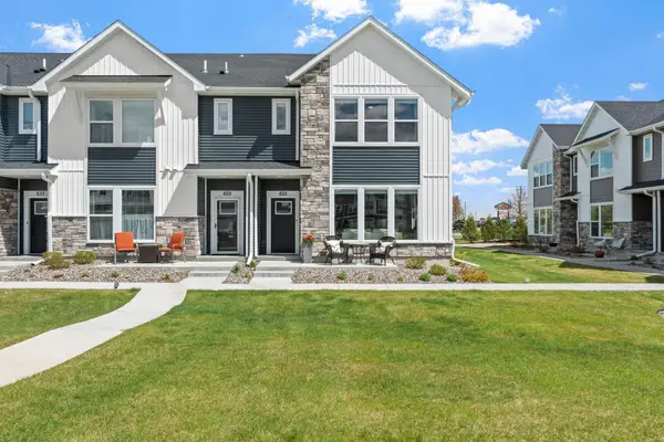 625 E Blossom Circle, Orono, MN 55356