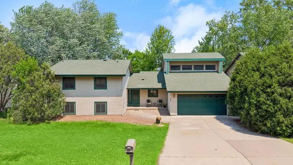 1641 61st Avenue Ne, Minneapolis, MN 55432