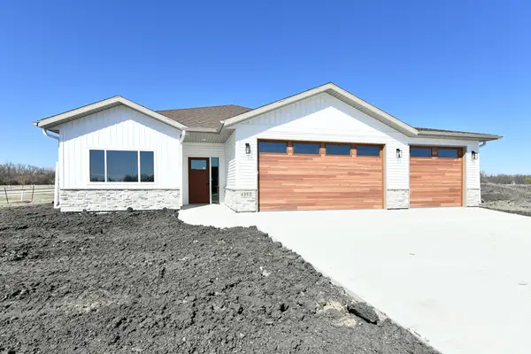 6393 68th Street S, Horace, ND 58047