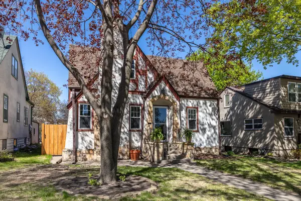 4151 Queen Avenue N, Minneapolis, MN 55412