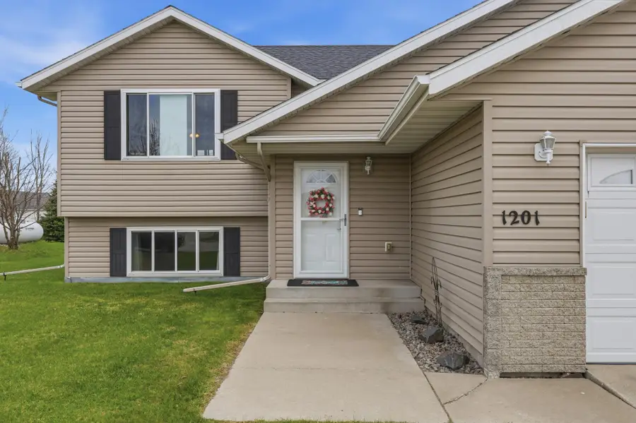 1201 9th Avenue Se, Barnesville, MN 56514 - #3