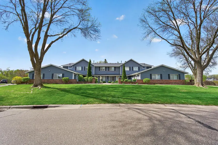 5973 Dellwood Avenue, Shoreview, MN 55126 - #2