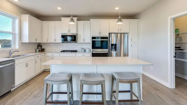 23633 Marshview Drive, Rogers, MN 55374