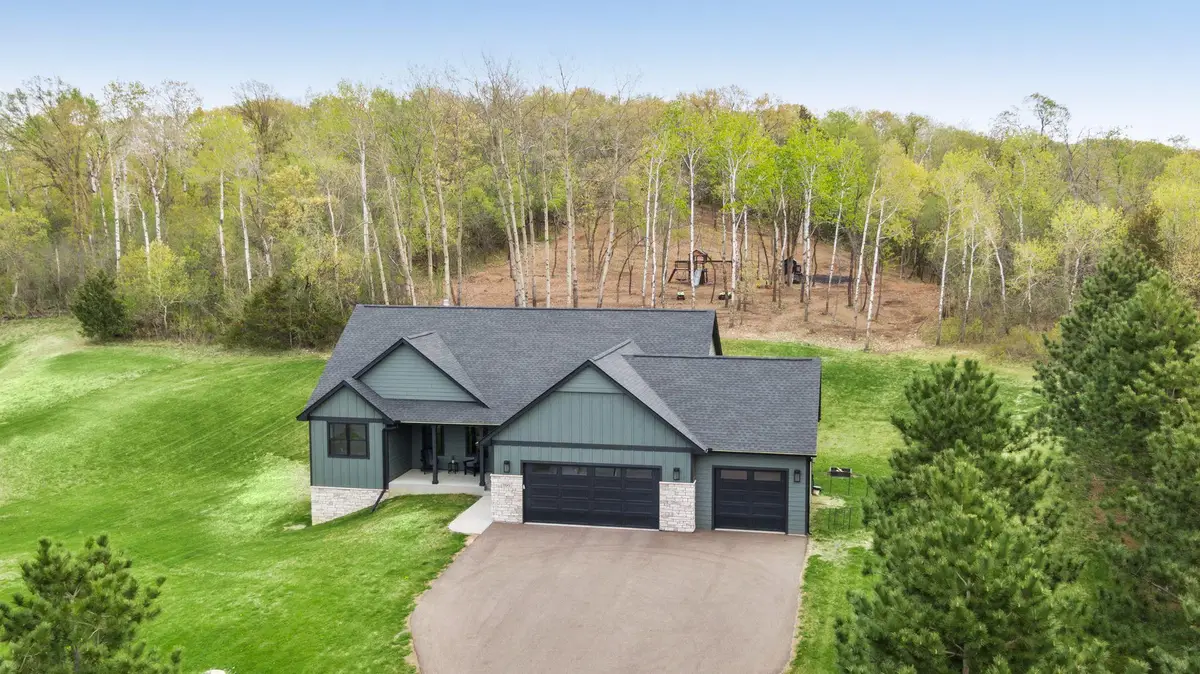 899 Gavin Pass, Hudson, WI 54016 - #1
