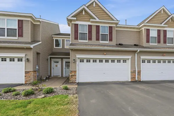 348 Orendorff Way Ne, Minneapolis, MN 55421