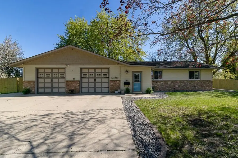 1425 Rice Lake Street, Owatonna, MN 55060 - #2