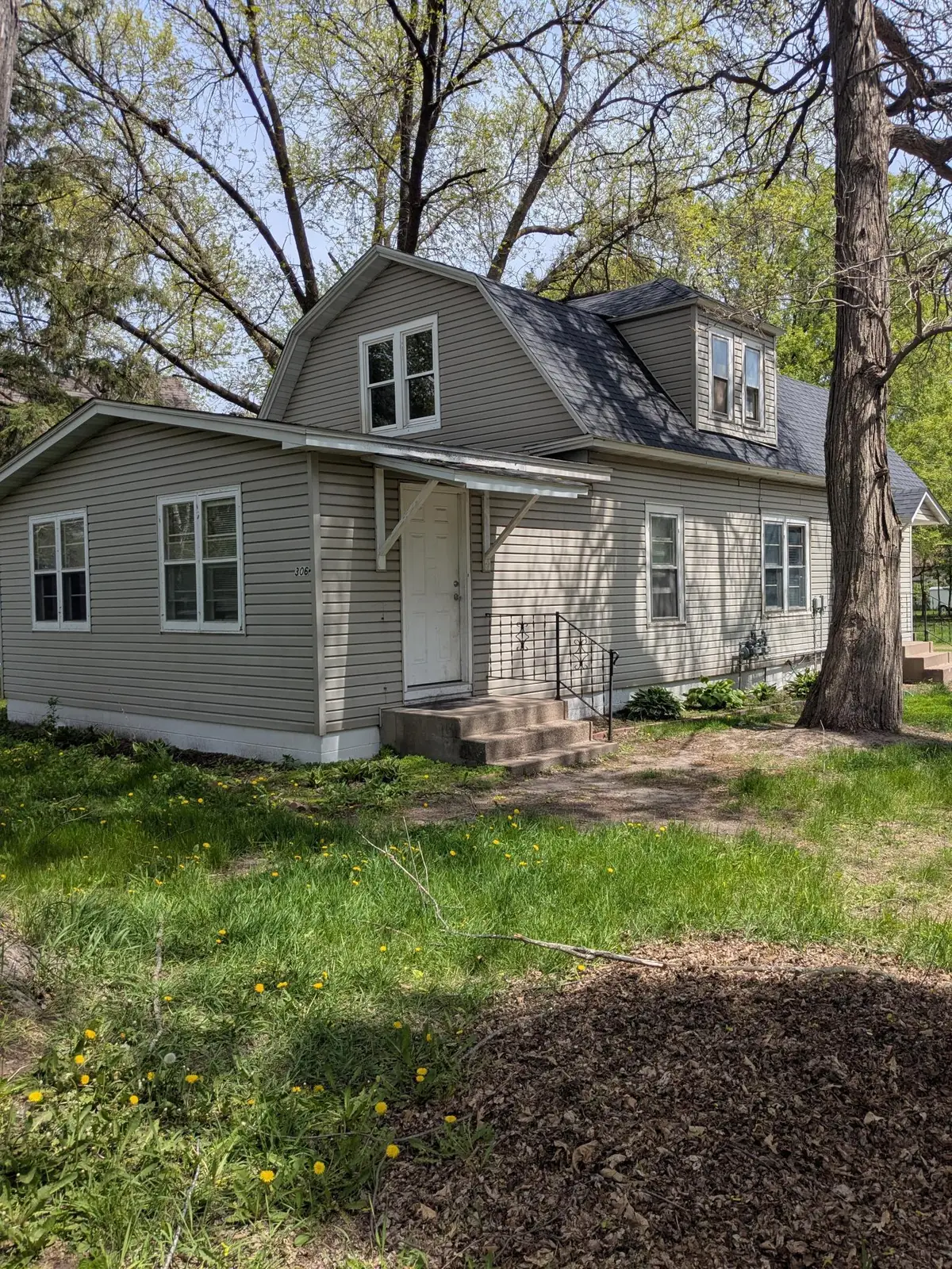 306 4th Avenue S, Princeton, MN 55371 - #1