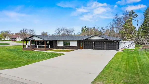711 8th Street W, Clear Lake, SD 57226