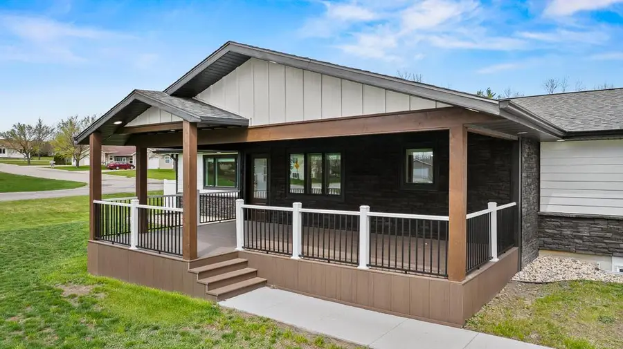 711 8th Street W, Clear Lake, SD 57226 - #3