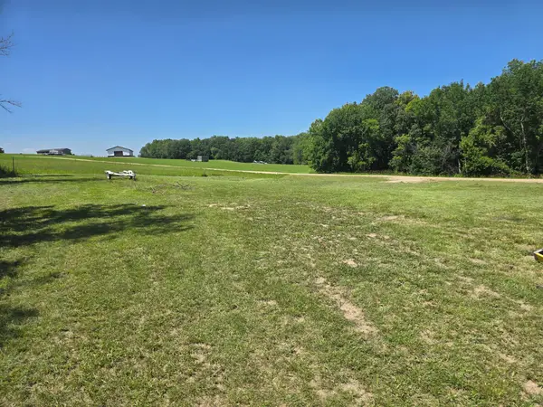 18589 Jarrett Drive, Audubon, MN 56511