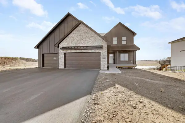 470 Sea Wing Boulevard, Prescott, WI 54021