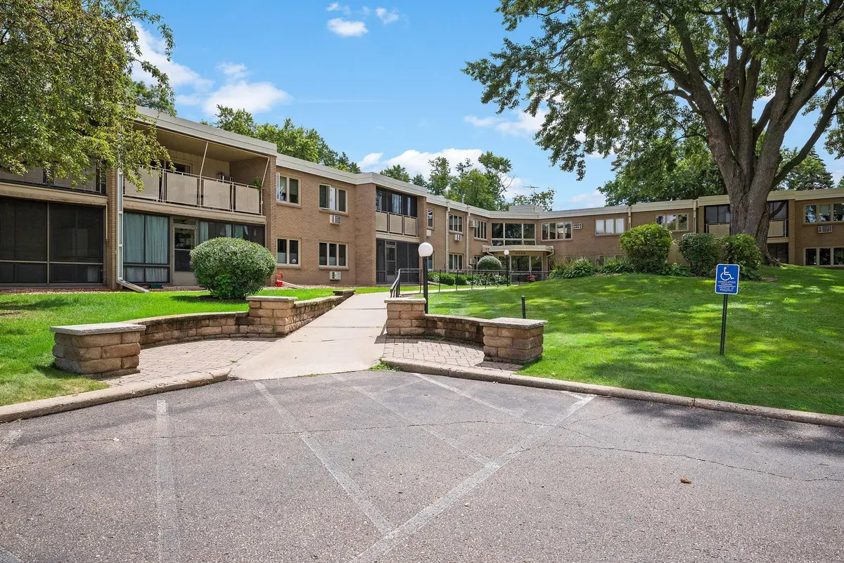 4380 Brookside Court #205, Minneapolis, MN 55436 - #1
