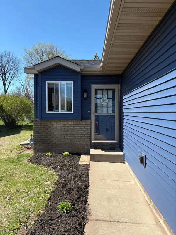 6088 Mill Run Road, Monticello, MN 55362