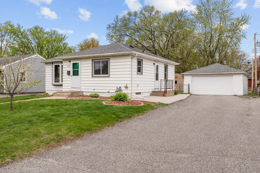 5237 Jersey Avenue N, Crystal, MN 55428 - #2