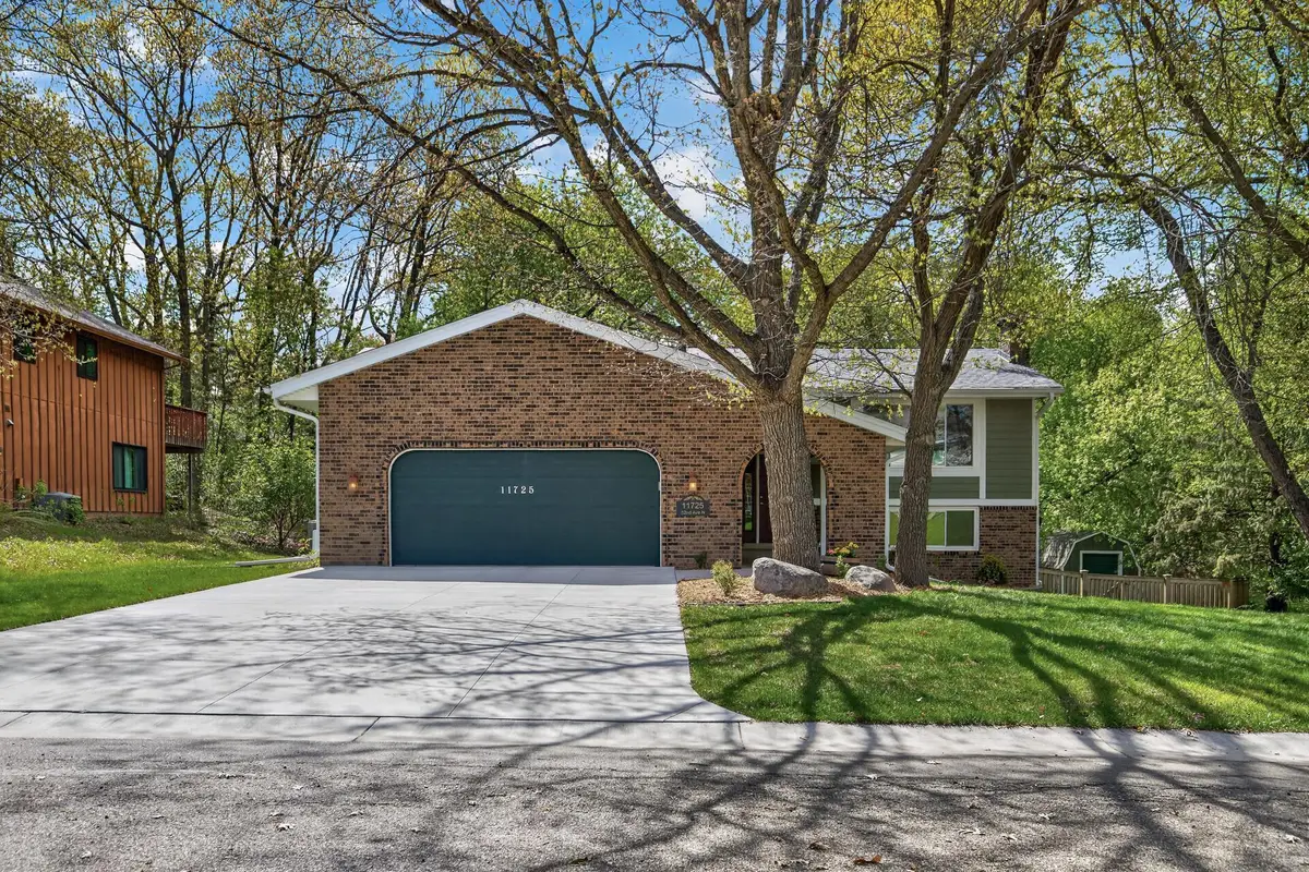 11725 52nd Avenue N, Minneapolis, MN 55442 - #1