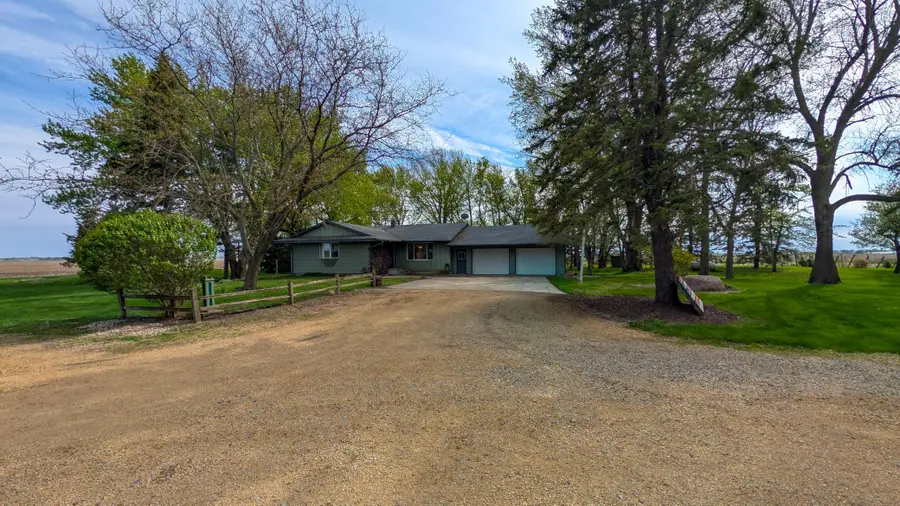 11197 608th Avenue, Minnesota Lake, MN 56068 - #2