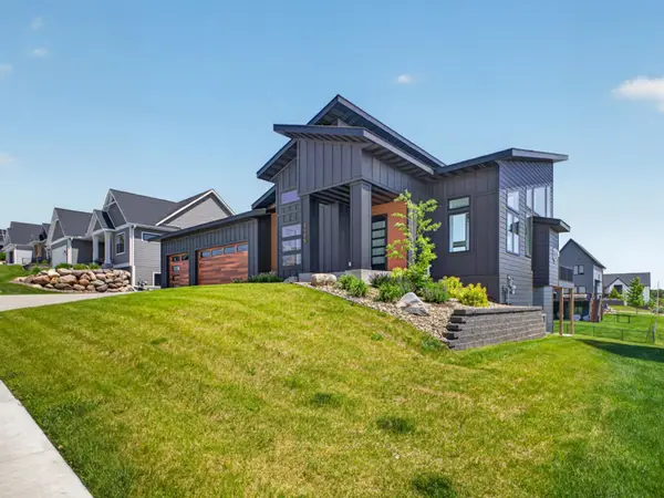 3105 Century Ridge Road Ne, Rochester, MN 55906