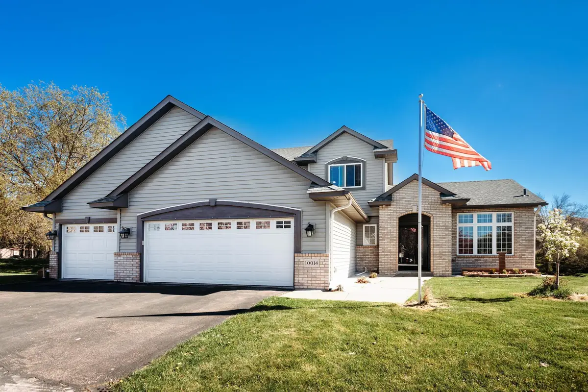 10014 Pin Oak Court N, Minneapolis, MN 55443 - #1