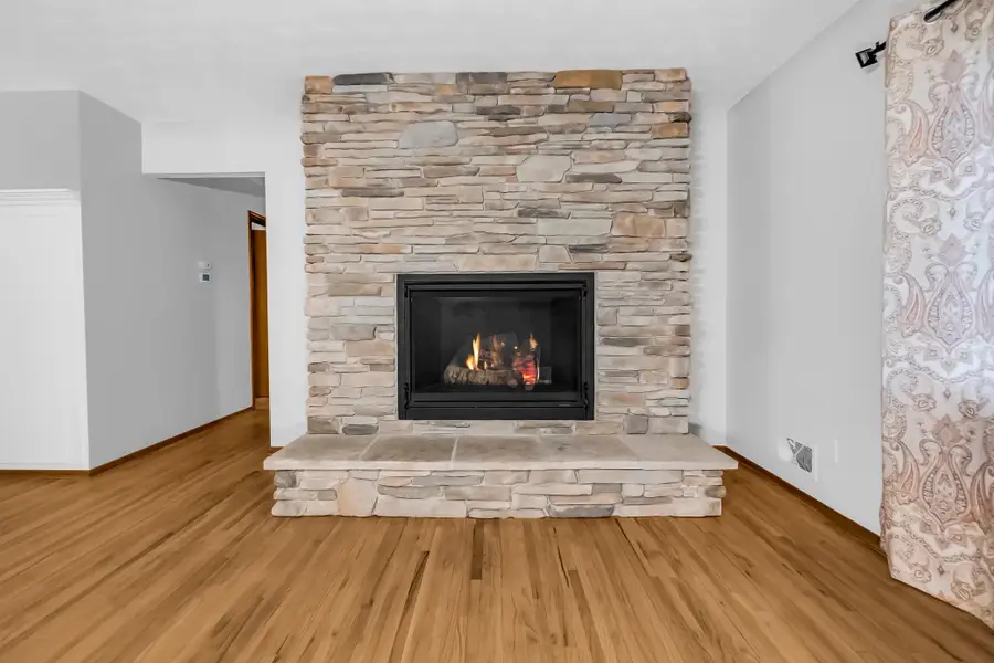 2013 Jade Lane, Eagan, MN 55122 - #2