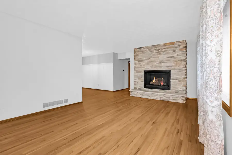 2013 Jade Lane, Eagan, MN 55122 - #3