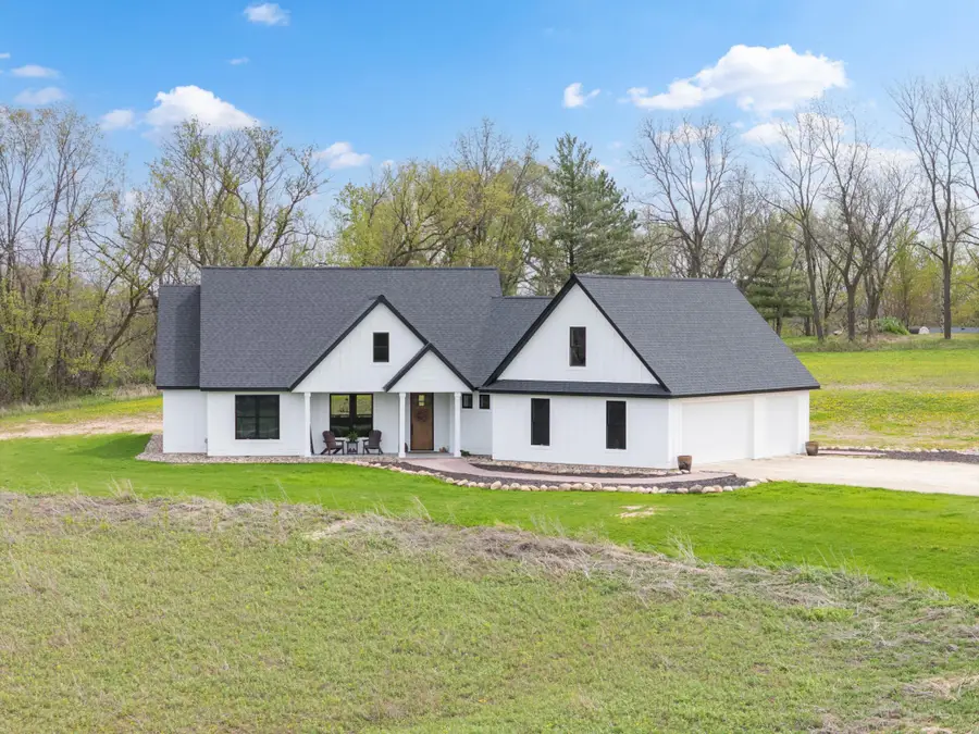 9016 County Road 3 Nw, Oronoco, MN 55960 - #2
