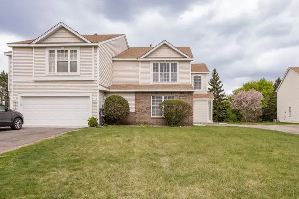 15570 Finch Avenue, Saint Paul, MN 55124