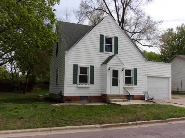 1365 Oak Beach Drive, Fairmont, MN 56031