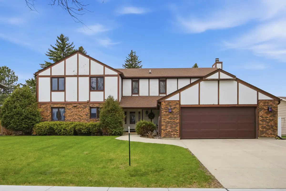 171 N Woodcrest Drive N, Fargo, ND 58102 - #1