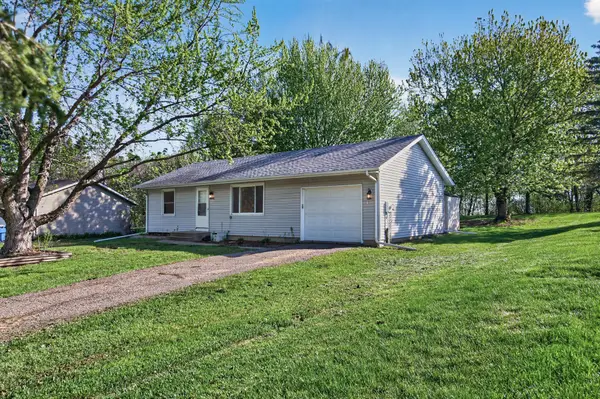 18340 Everton Court, Farmington, MN 55024